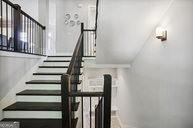 Foto del edificio - 692 Drewry St NE