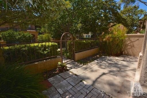 Foto del edificio - 1254 Lost Point Ln