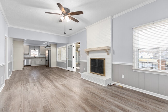Kitchen - 3722 Moss Creek Dr
