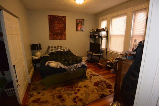 Building Photo - 58 Ridgemont St