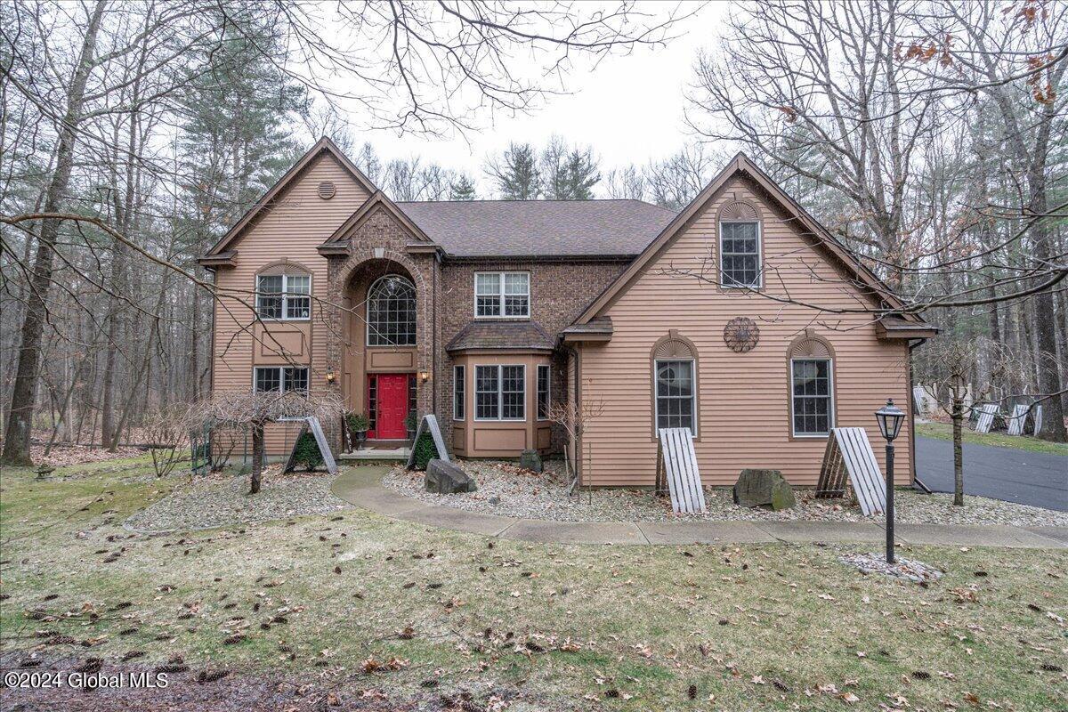 25 Rolling Brook Dr, Saratoga Springs, NY 12866 House Rental in
