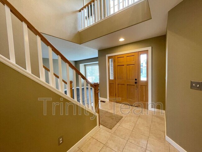 Building Photo - 603 Eaton Cir