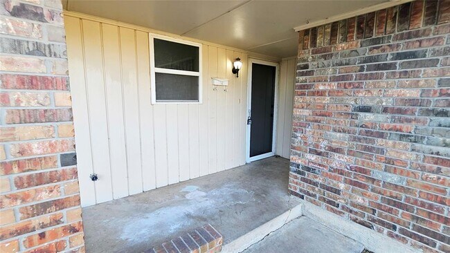 Foto del edificio - 132 SW 11th St