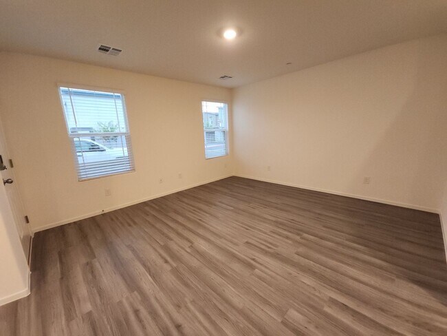 Building Photo - Brand New 2 Story Townhome near Raiders Tr...