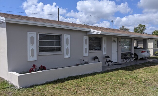Foto del edificio - 3330 NW 14th St