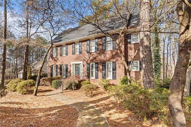 Building Photo - 3460 Goldenrod Dr