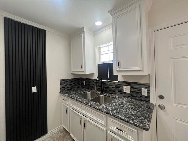 Foto del edificio - 4926 Wilmington St