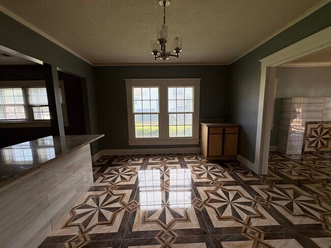 Foto del edificio - 814 N Merton St