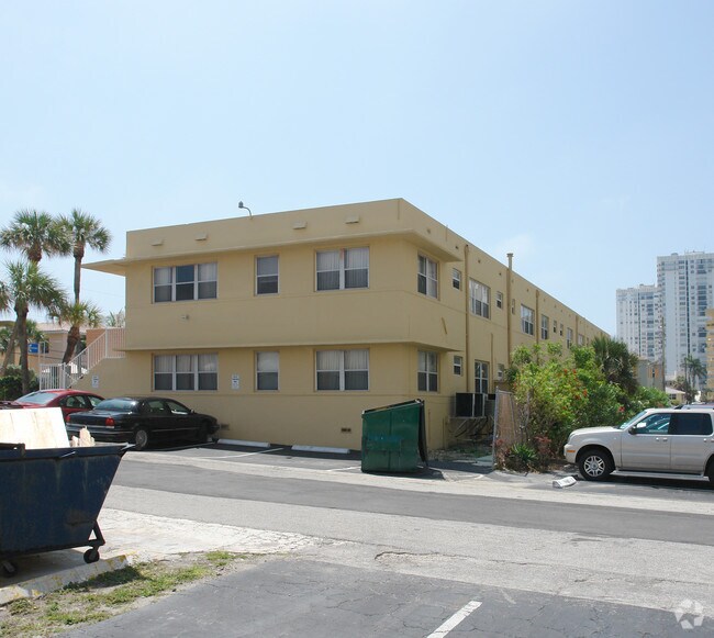 Building Photo - 1600 S Surf Rd