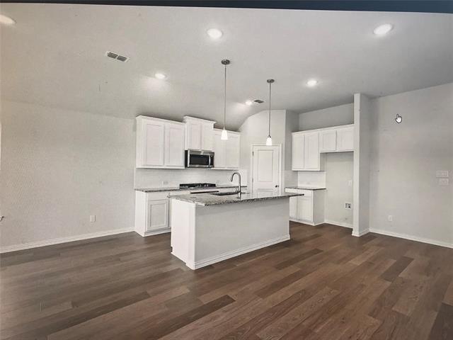 Foto del edificio - 2208 Ridgecrest Ln