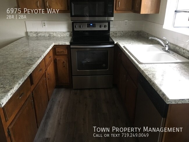 Building Photo - 6975 Peyote Way