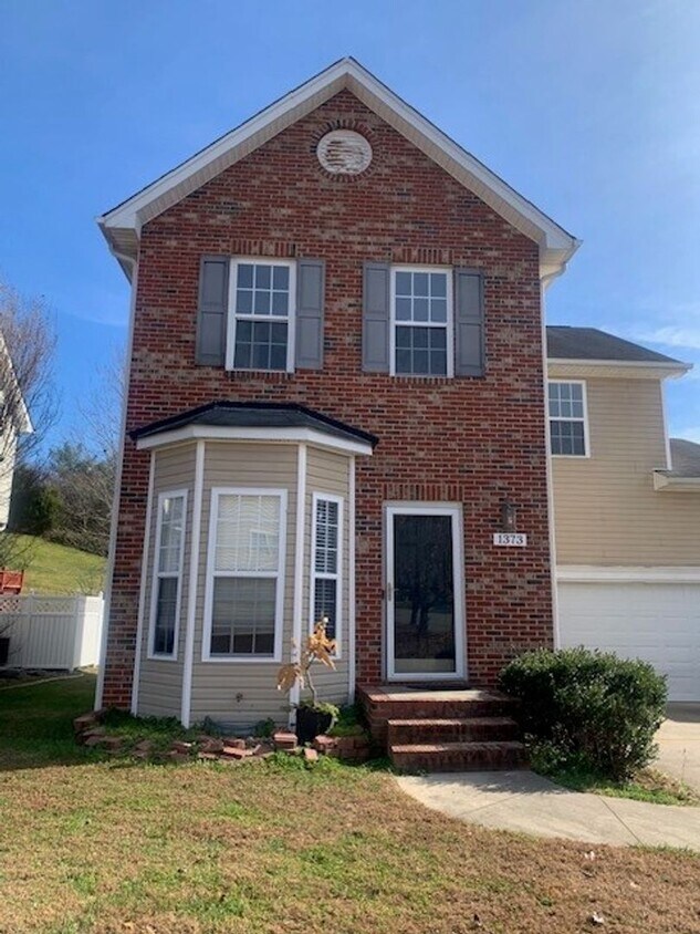 Primary Photo - Spacious 4 Bedroom 2.5 Baths located off Jonestown Road!