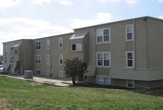 Welcome Home Estates Apartments Grandview Mo Primary Photo Welcome Home Estates