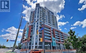 Building Photo - 8888-8888 Yonge St
