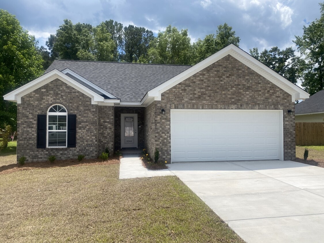 Primary Photo - 3244 Spiral Ln