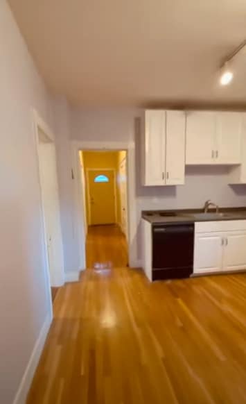 Foto del edificio - 16 Donnybrook Rd