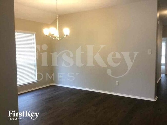 Building Photo - 1217 Lake Worth Trl