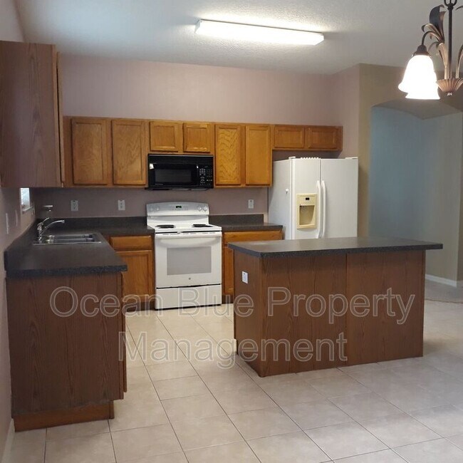 Building Photo - 12356 Ridgedale Dr