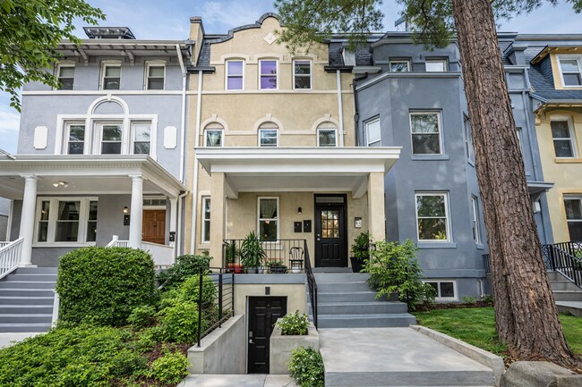 Foto del edificio - 727 Quebec Place NW