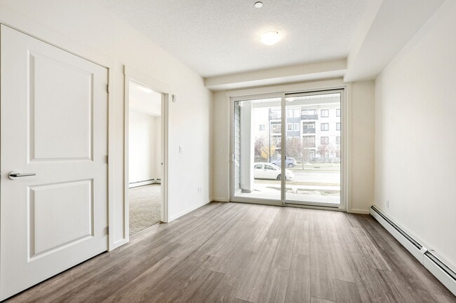 Photo du bâtiment - 740 Legacy Village Road SE