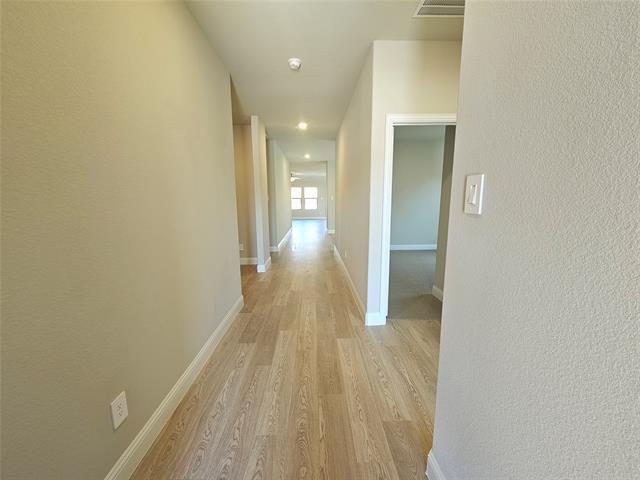Building Photo - 2109 Gustavus Dr