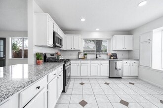 Building Photo - 13407 Wells River Dr