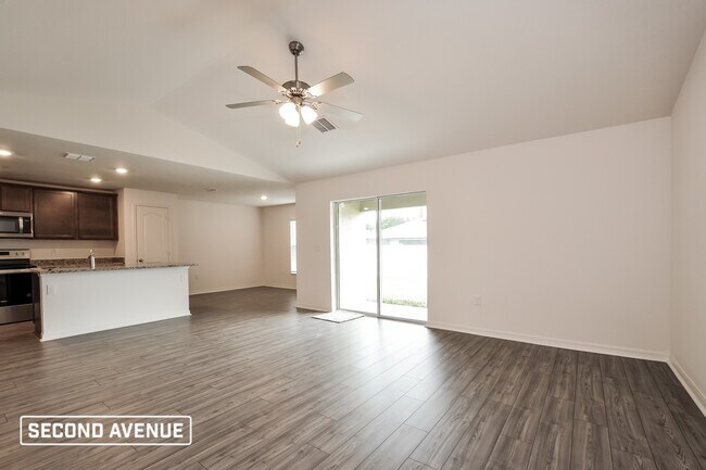 Building Photo - 38 Buttermill Dr