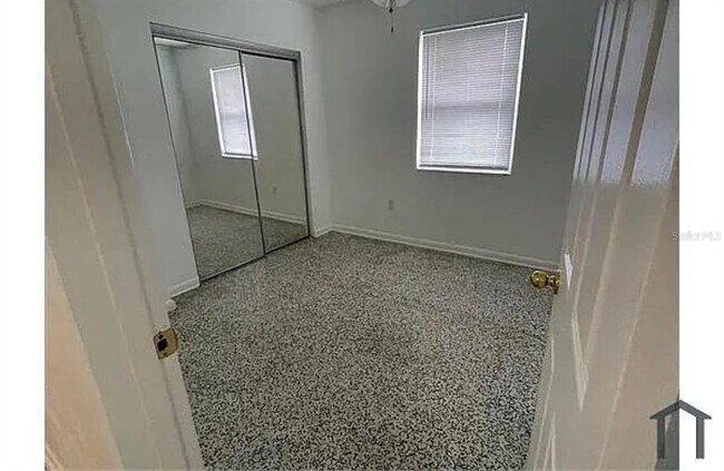 Building Photo - 21499 Glendale Ave