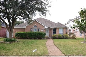 Building Photo - 8113 Case Dr