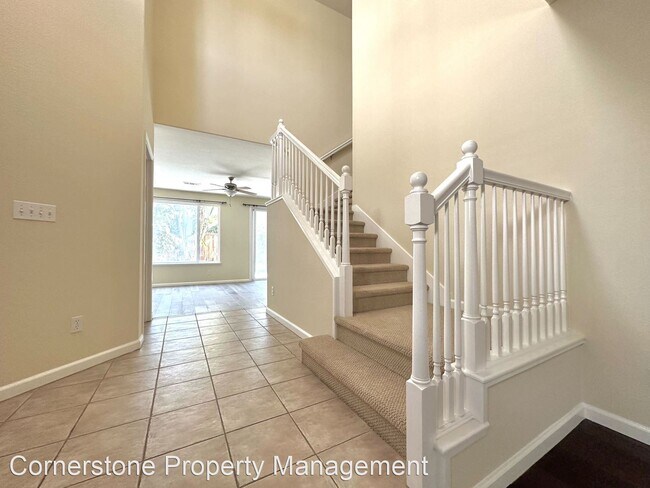 Foto del edificio - 4 br, 2.5 bath House - 2042 McKenzie Pl