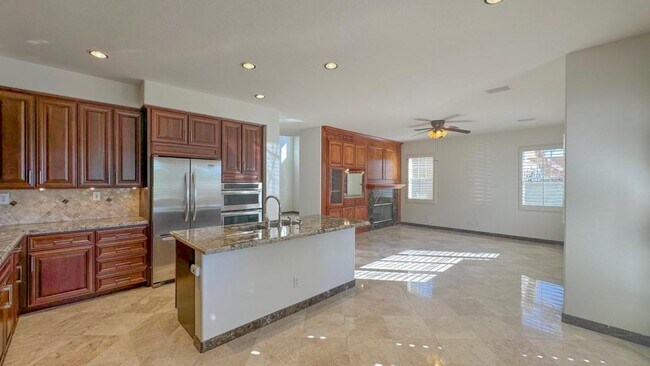 Foto del edificio - 9 Yale Ct