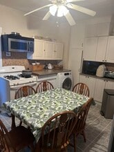 Building Photo - 405 AVENUE E