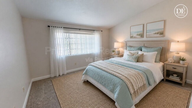 Building Photo - 2876 Englewood Way