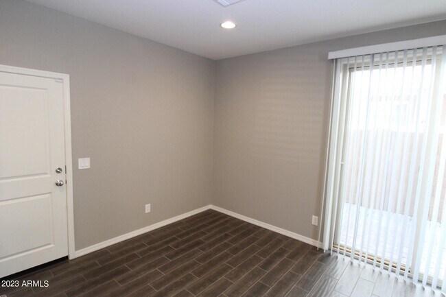 Foto del edificio - 17222 N 9th Pl