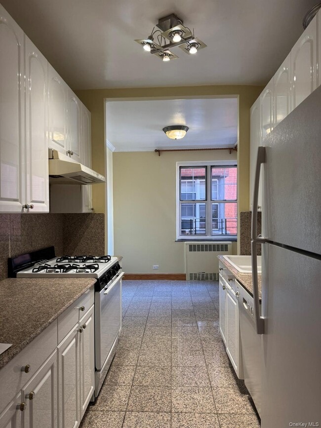 Foto del edificio - 102-40 67th Dr