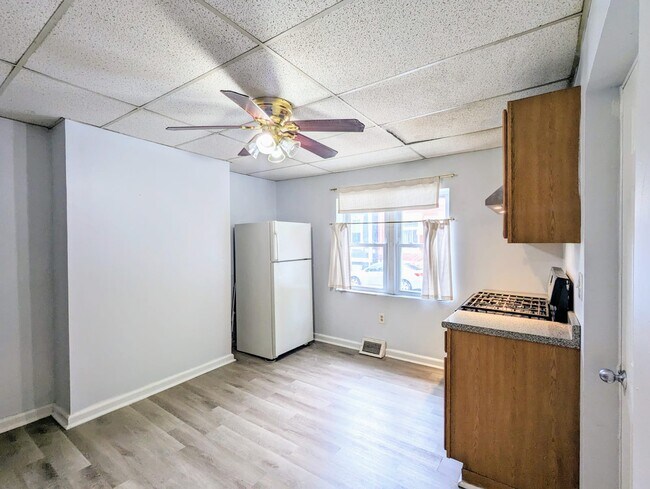 Foto del edificio - 5139 Carnegie St