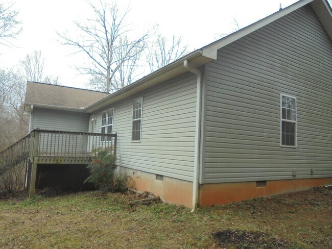 Foto del edificio - 1050 Paradise Park Rd