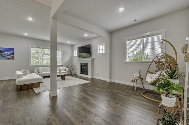 Foto del edificio - 15080 NW Legend Trail Pl