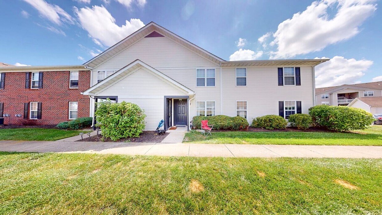 Foto principal - 5566 Garden Ridge