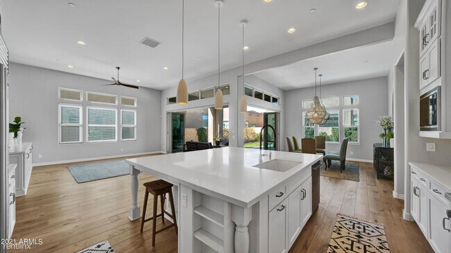 Foto del edificio - 2 br, 3 bath House - 7238 E Thorntree Dr