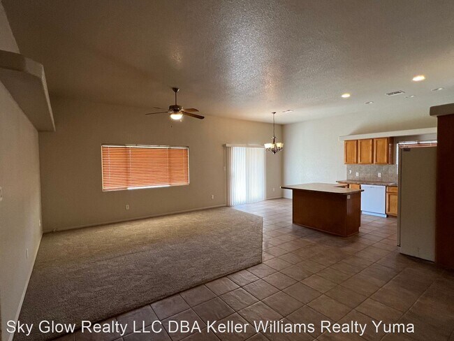 Building Photo - 3 br, 2 bath House - 11815 E. Alpha Way