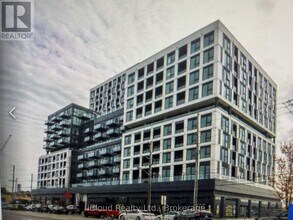 Building Photo - 1007 The Queensway