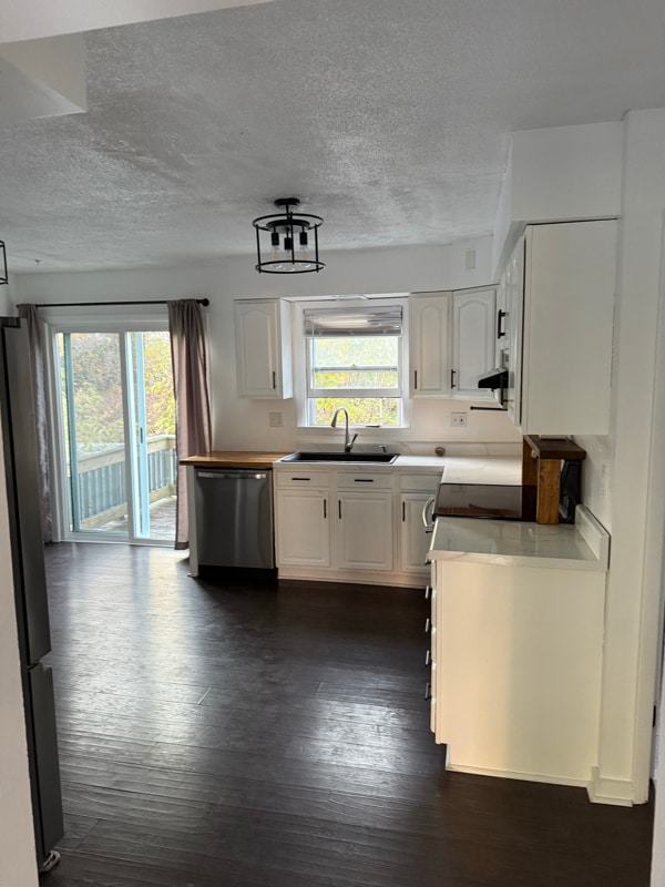 Building Photo - 8 Scully Ave