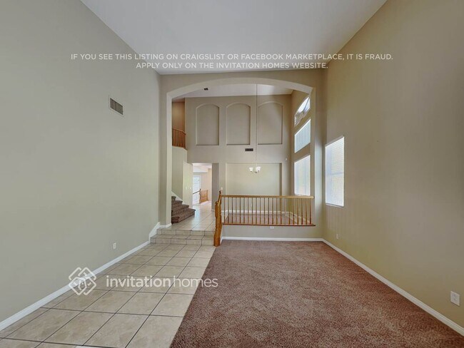 Building Photo - 915 Golden Poppy St