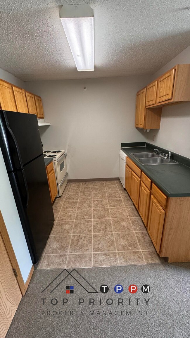 Foto del edificio - **FALL MOVE IN SPECIAL ** 1 Bedroom | 1 Ba...