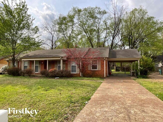 Building Photo - 5819 Fox Lair Ave