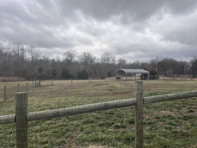 Building Photo - 769 Hardy Rd