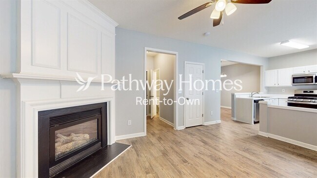 Foto del edificio - 5226 Medlock Corners Dr