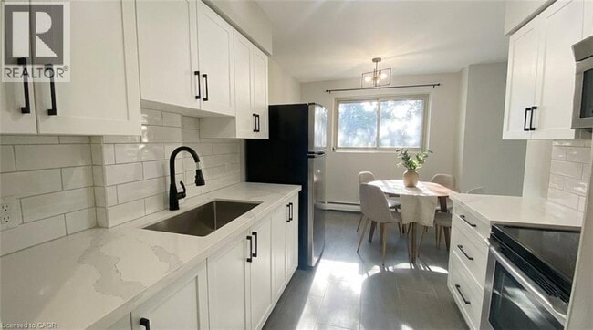 Photo du bâtiment - 163 Chandler Dr