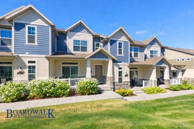 Beautiful 4 bedroom Townhome in West Valley! - Beautiful 4 bedroom Townhome in West Valley!